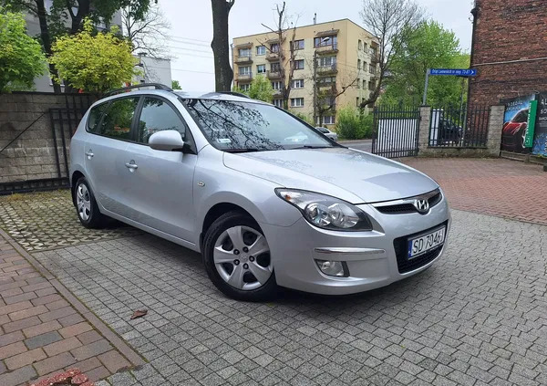 samochody osobowe Hyundai I30 cena 16900 przebieg: 166000, rok produkcji 2009 z Sosnowiec